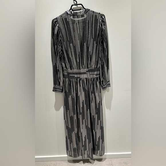 IRO Asymmetric hem Silver Long Sleeve Dress - Picture 3 of 5